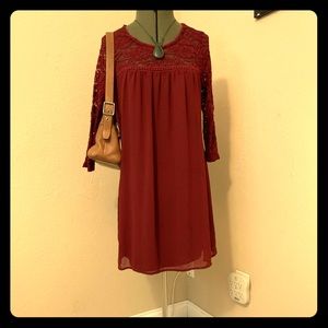 🌹Rich red colored boho style dress w/lace top🌹
